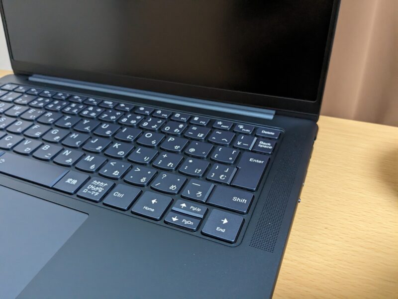 『Lenovo Yoga Pro 7i Gen 8 タイダルティール』のキーボード