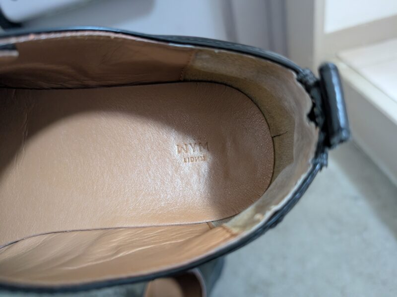 WYM LIDNMの『SHARK SOLE COMBINATION SHOES』のインナーソールの印字